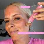 Hautserum von skinosense, BX Booster Serum 30ml, Anti-Falten & Lifting, inklusive Dermaroller auf weißem Hintergrund