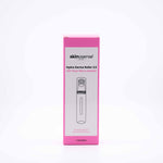 Hydra Derma Roller 3.0 für Gesicht mit 105 ultra-präzisen Titan-Nadeln von skinosense, für Hauterneuerung und Kollagenstimulation.